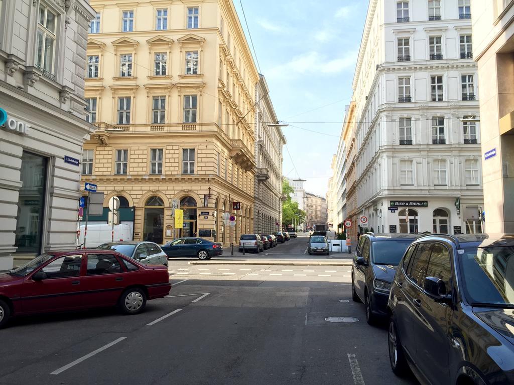 Heart Of Vienna "Opera House" Studio Zewnętrze zdjęcie